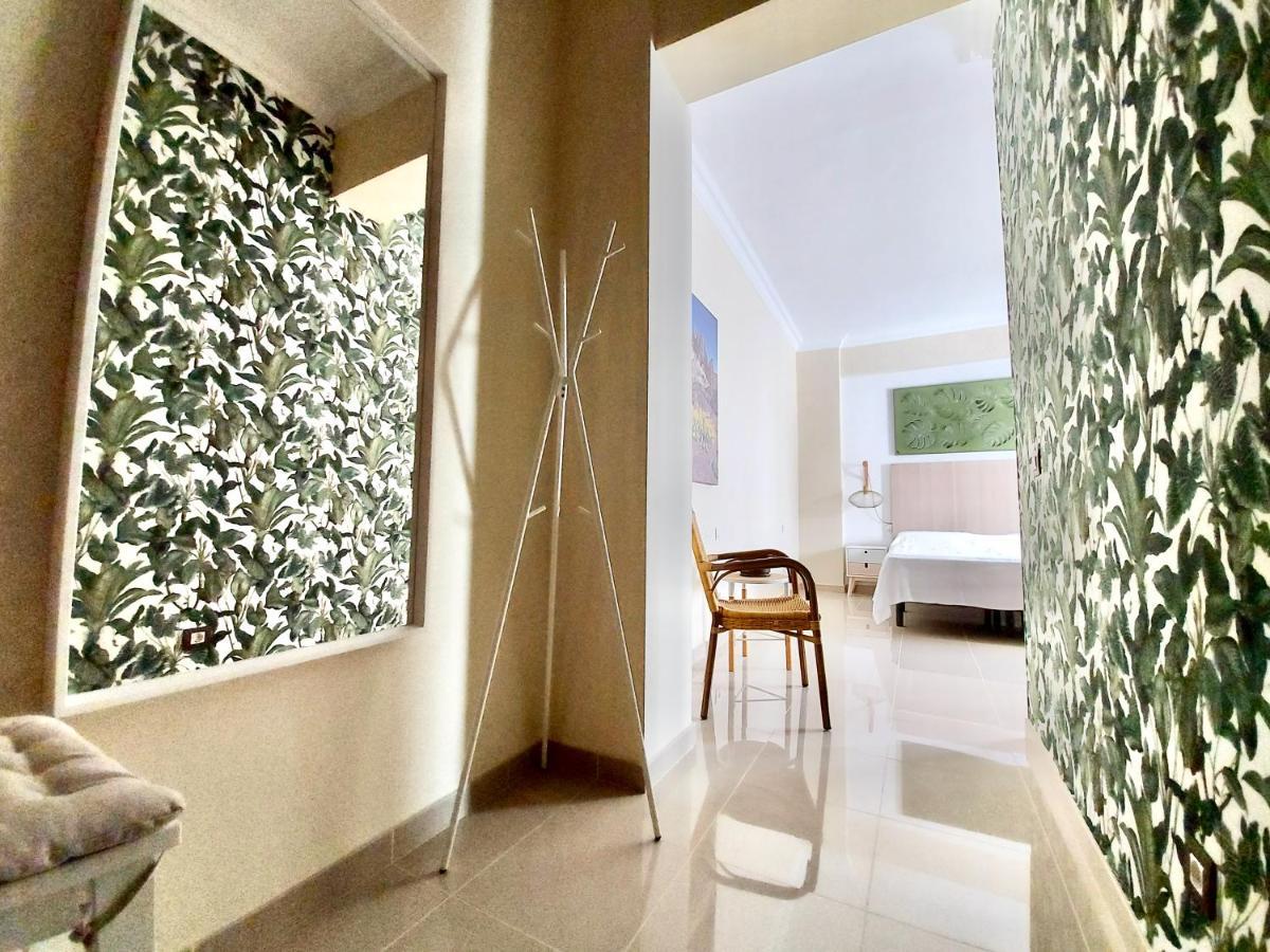 Apartment Aromas Attic *