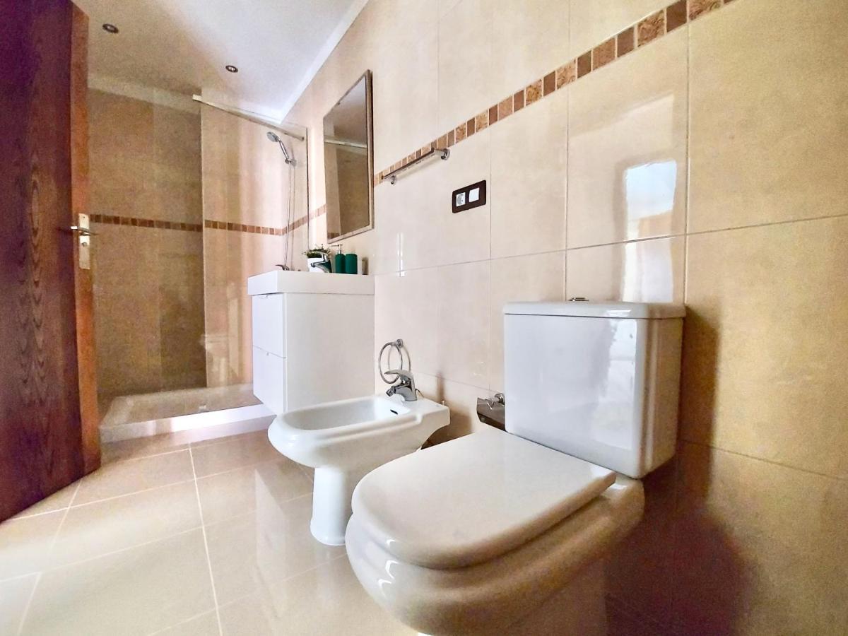 Aromas Attic Apartment